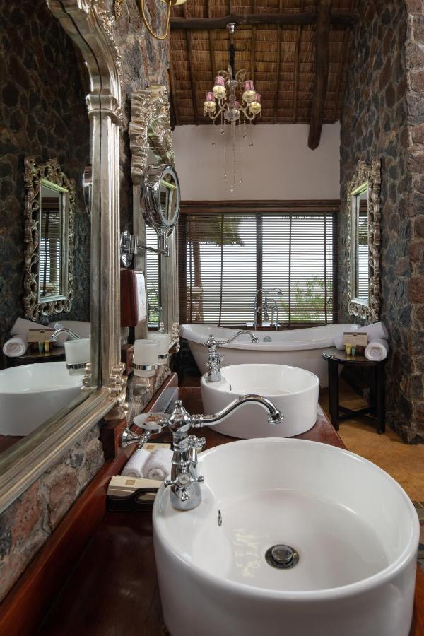 Lake Manyara Kilimamoja Lodge Мто-ва-Мбу Екстер'єр фото